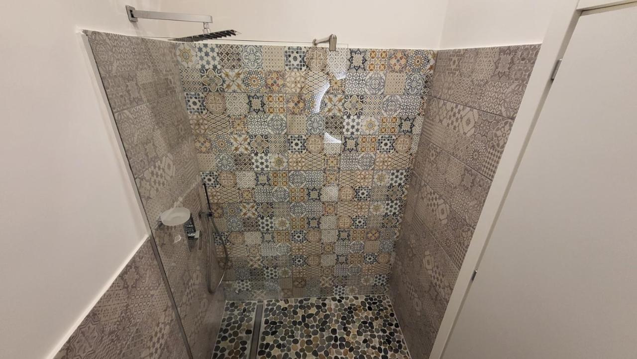 נאפולי La Casa Di Bruno Suites מראה חיצוני תמונה