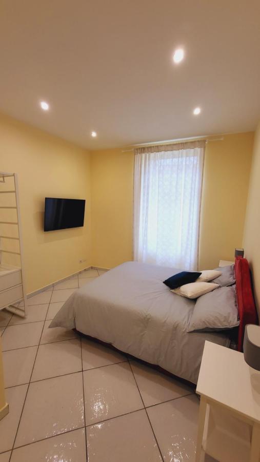נאפולי La Casa Di Bruno Suites מראה חיצוני תמונה