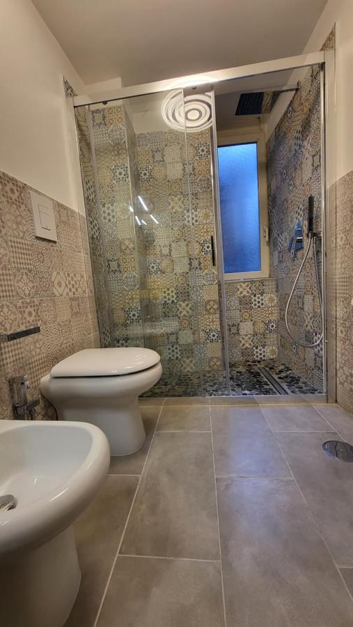 נאפולי La Casa Di Bruno Suites מראה חיצוני תמונה